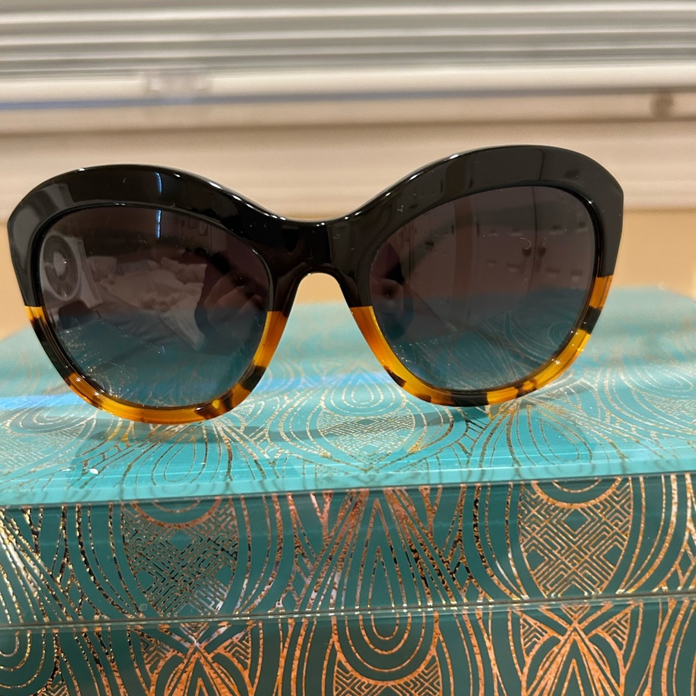 Authentic Coach black tortoise and brown woman’s sunglasses